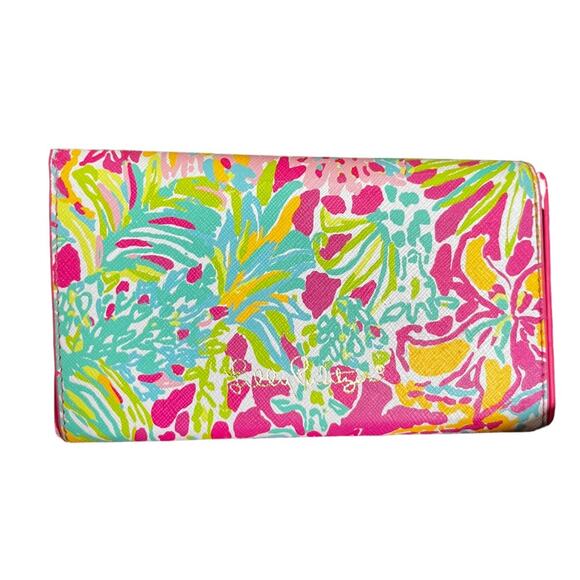 Lilly Pulitzer Spot Ya Sunglass Case Collapsible It’s Always Sunny Somewhere!